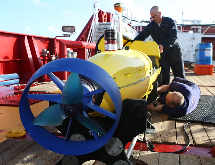 Autonomous Underwater Vehicle, named Bluefin-21, has broken down while searching forflight MH370 in the Indian Ocean