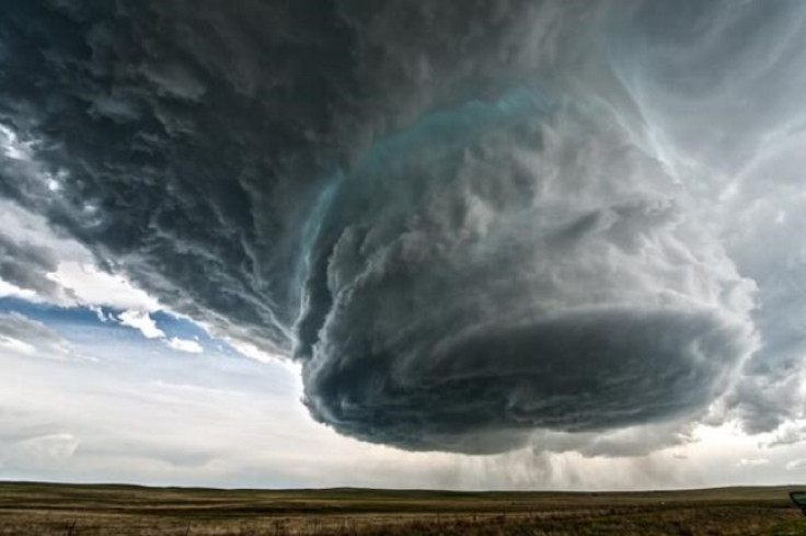 An imposing thunderstorm gathers over Wyoming