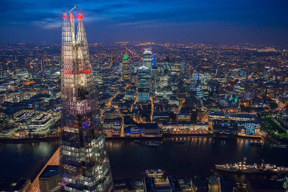 Night and Day Spectacular Aerial Photos of London by Jason Hawkes