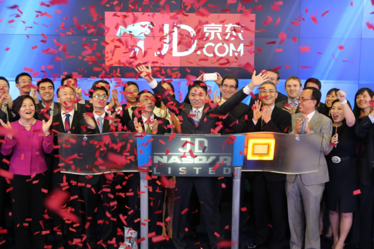 Richard Liu, Chairman & Chief Executive Officer of JD.com with other staff