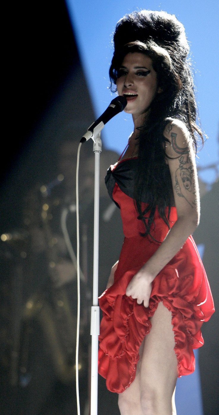Farewell Amy Winehouse: A Tribute to Her Top 10 Fashion Moments.