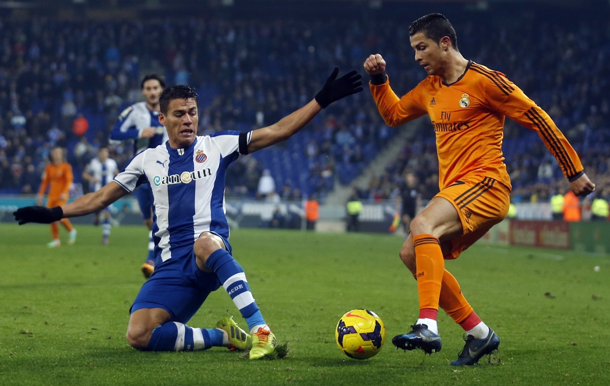 Espanyol Reveal Bid For Hector Moreno Amid Manchester United and