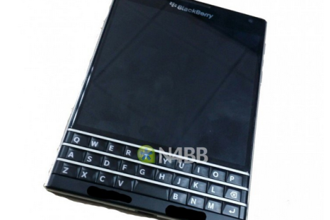 BlackBerry Q30 (Windermere)
