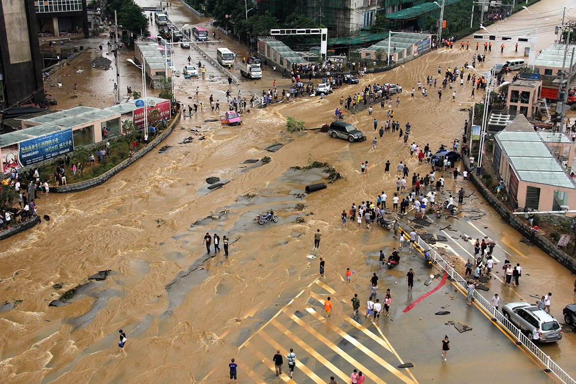 floods street china