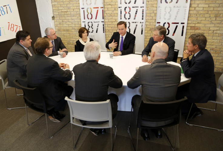 David Cameron meets with business people