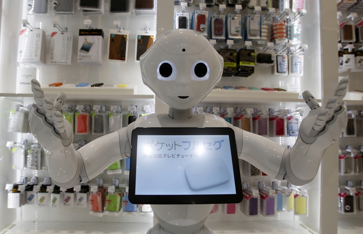 SoftBank to Sell World's First Humanoid Robot 'Pepper' in US Next Year