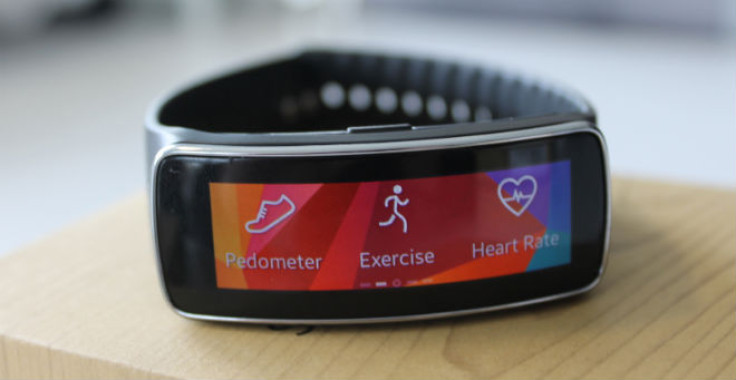 Samsung Gear Fit Review Screen