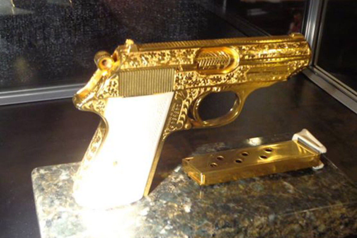 Elvis gold gun