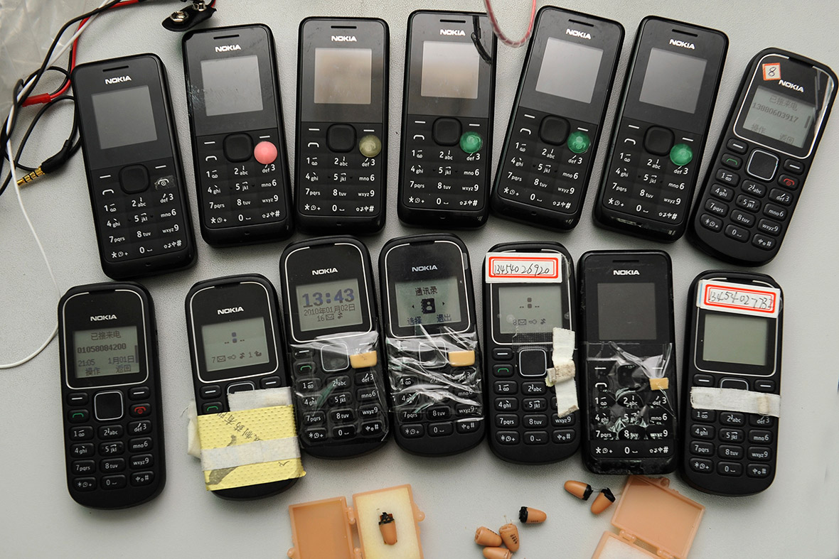 china exam cheat mobile phones