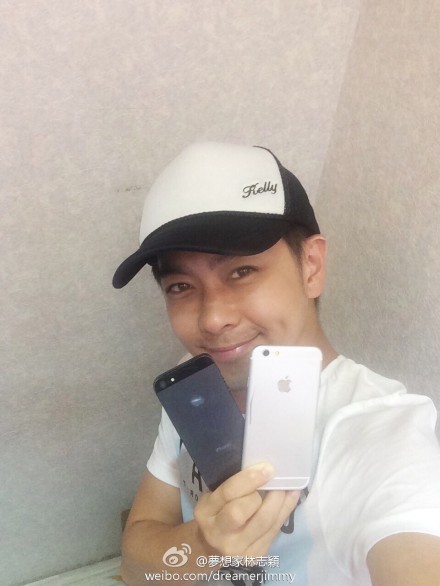 Taiwanese celebrity Jimmy Lin With the iPhone 6