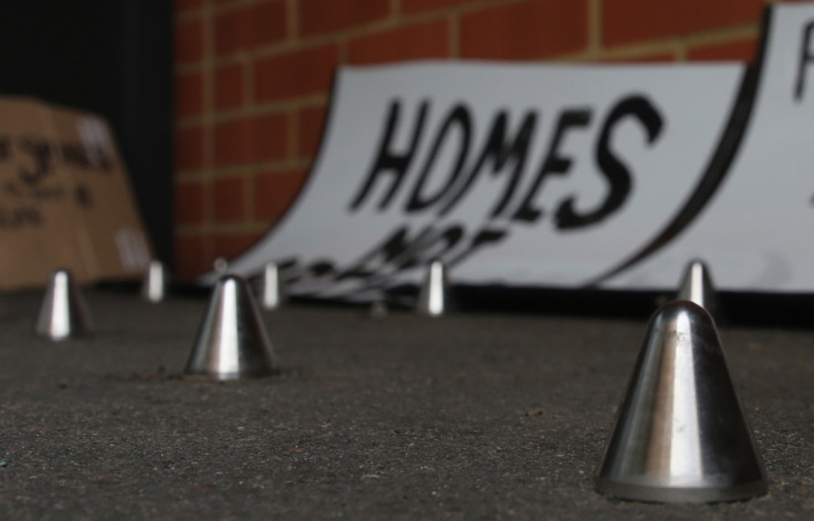 homeless spikes