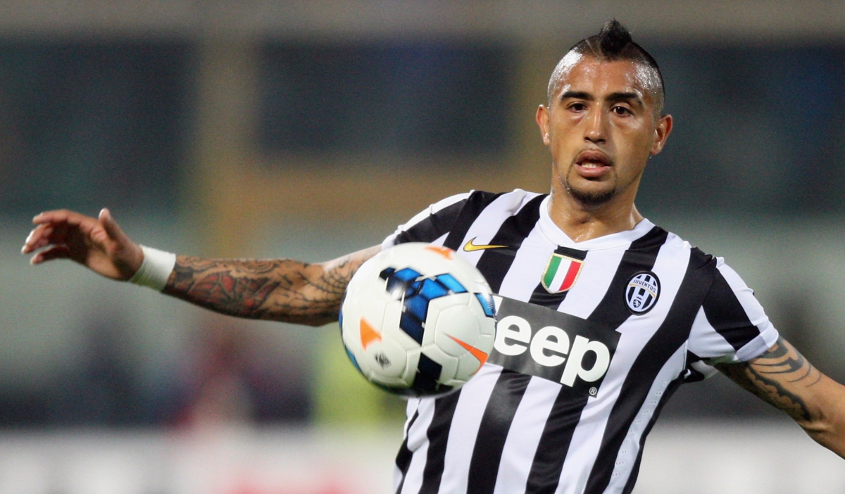 Arsenal Readying Huge Bid to Sign Manchester United Target Arturo Vidal ...