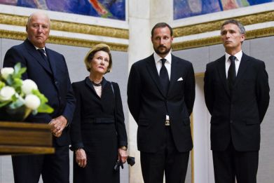 Norway's King Harald, Queen Sonja, Crown Prince Haakon and PM Stoltenberg attend ceremony to sign a protocol of condolence in Grand Hall of Oslo University