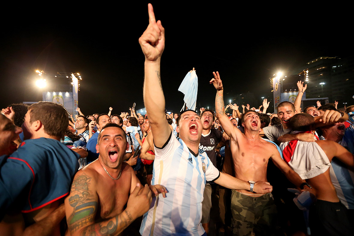 world cup argentina fans