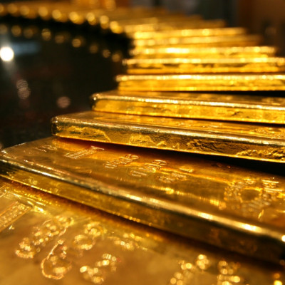 Gold prices ease ahead of ECB rate decision