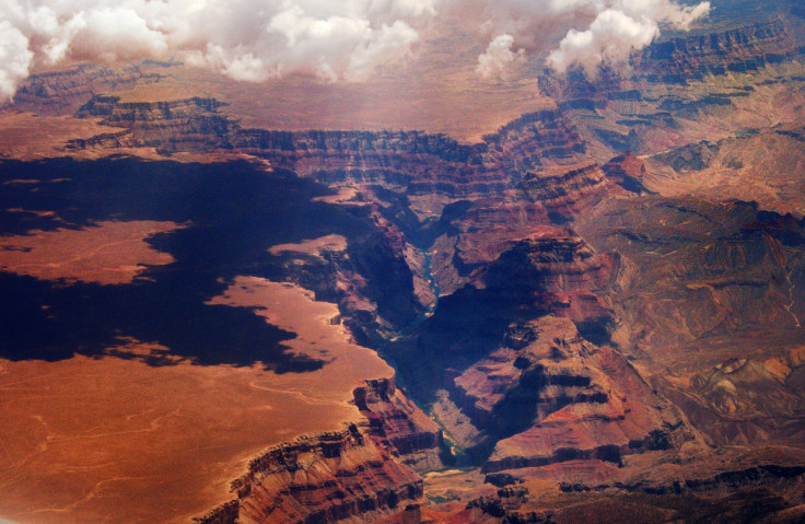 5. The Grand Canyon is 277 miles (446 km) long, up to 18 miles (29 km) wide and attains a depth of over a mile (1.8km).