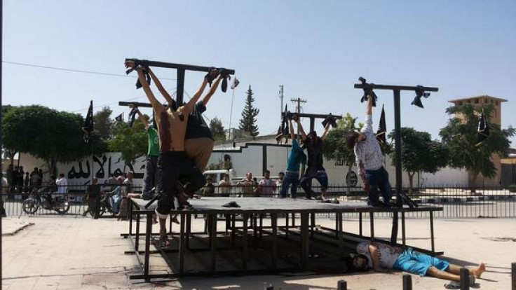 Isis Crucifies Syrian Rebels in Deir Hafer Square Aleppo