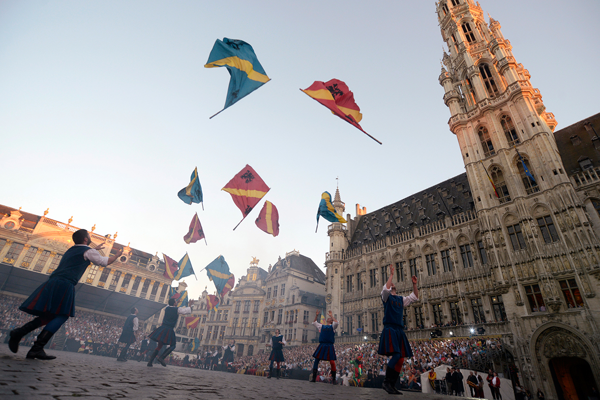 ommegang brussels flags