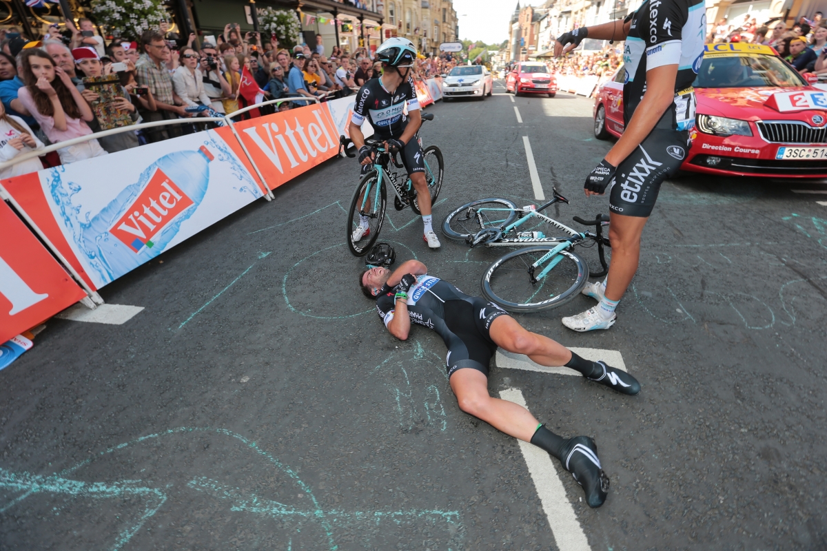 Tour de France 2014: Mark Cavendish Out After Opening Day Crash in ...