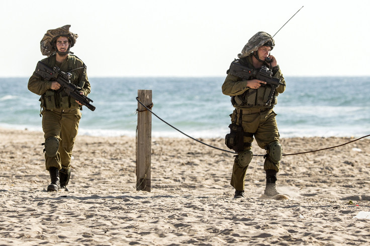 israeli soldier beach
