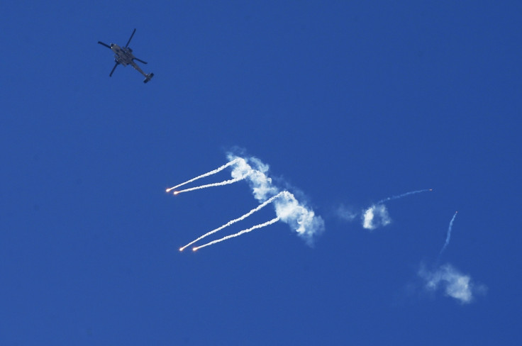 Israeli Apache helicopter Gaza Palestine