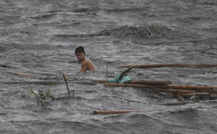 Typhoon Rammasun hits Philippines