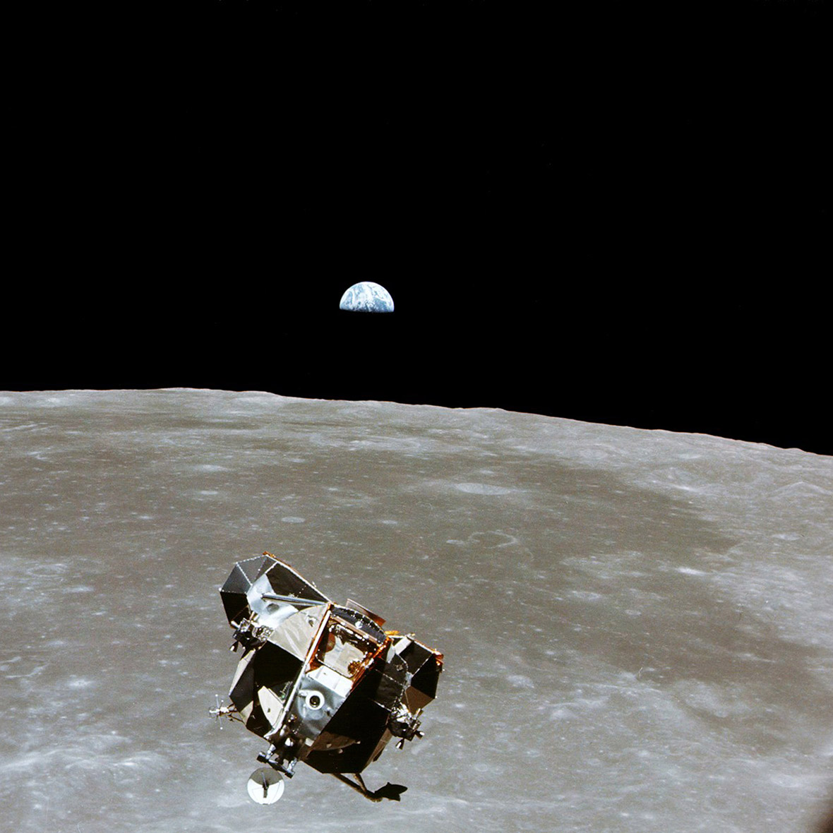 Moon landing: First private spacecraft may reach celestial ...