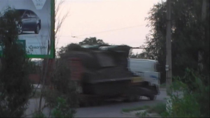 Still from the footage released by the Ukrainian MVS, which allegedly shows a Buk missile defense system entering rebel-held eastern Ukraine from Russia. Still from the footage released by the Ukrainian MVS, which allegedly shows a Buk missile defense system entering rebel-held eastern Ukraine from Russia.