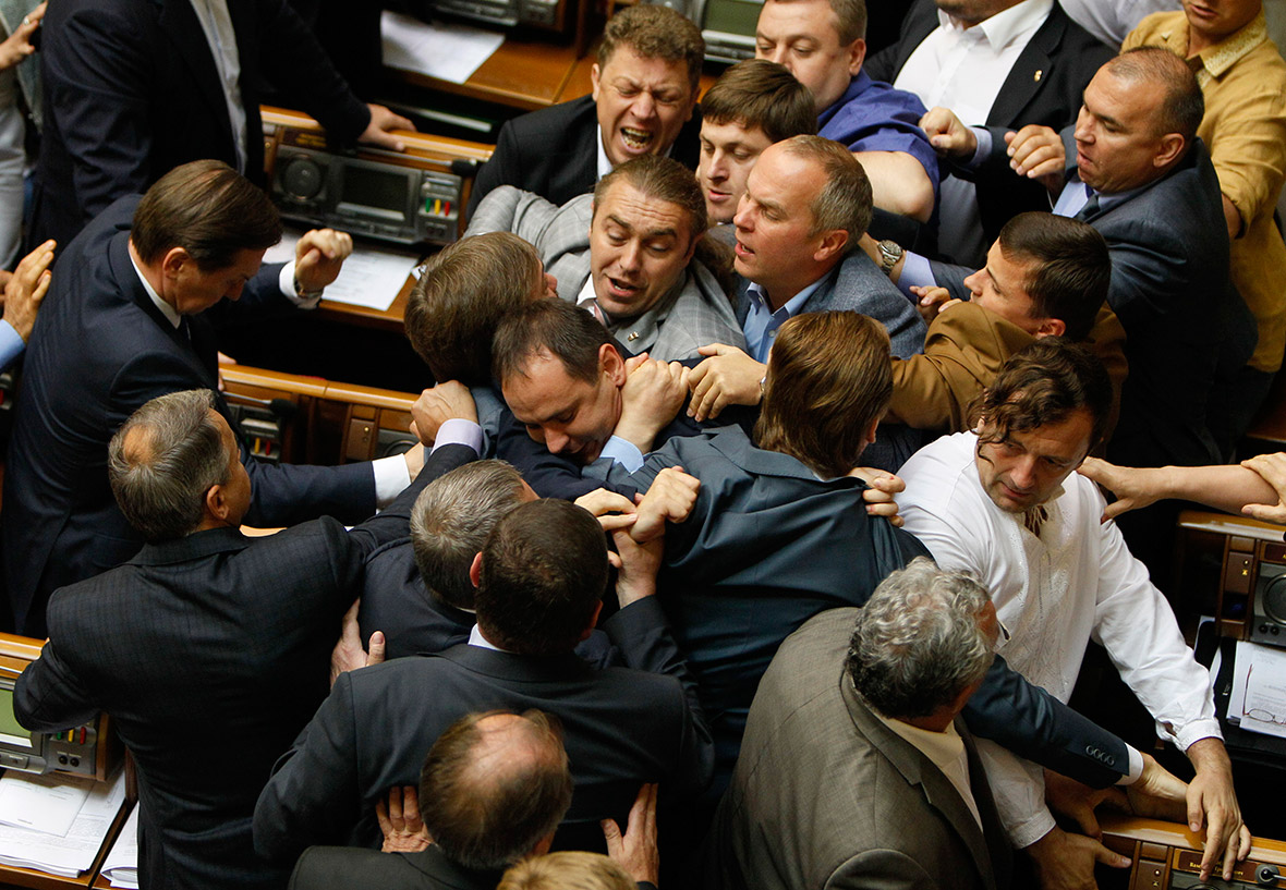 ukraine politicians fighting