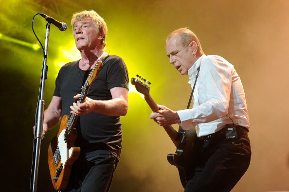 Status Quo Tour Guitarist Rick Parfitt Quits Live Shows After Suffering Heart Attack Ibtimes Uk