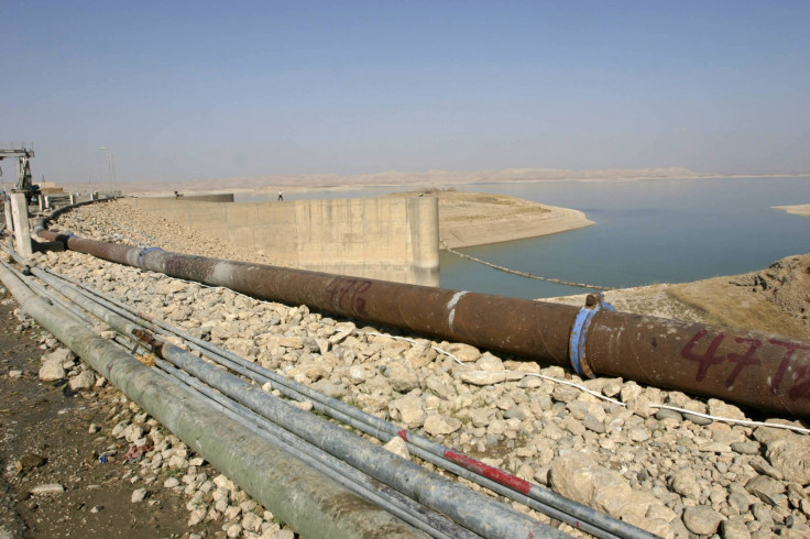 Isis seizes Iraq's largest dam