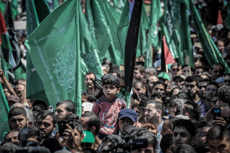 Pro-Hamas Palestinians gathering to support Palestinian Committee in Gaza