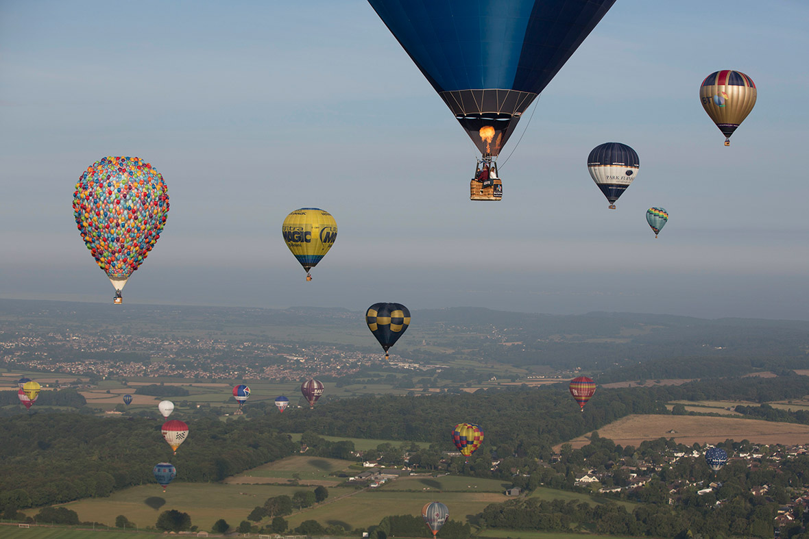 Hundreds of Hot Air Balloons Take to the Skies for the 36th Bristol