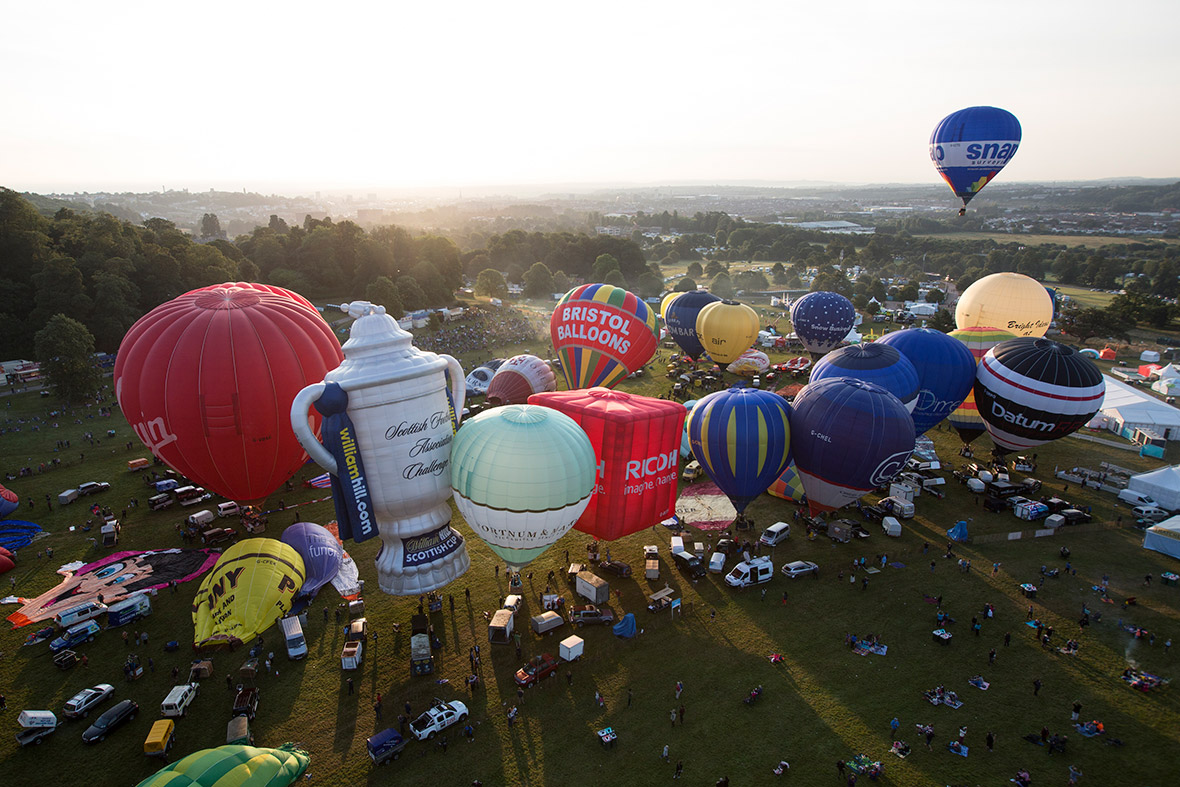 Hundreds of Hot Air Balloons Take to the Skies for the 36th Bristol