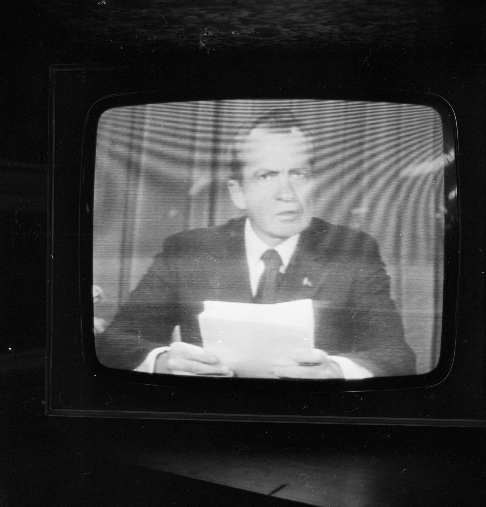 Watergate Nixon Resigns on TV