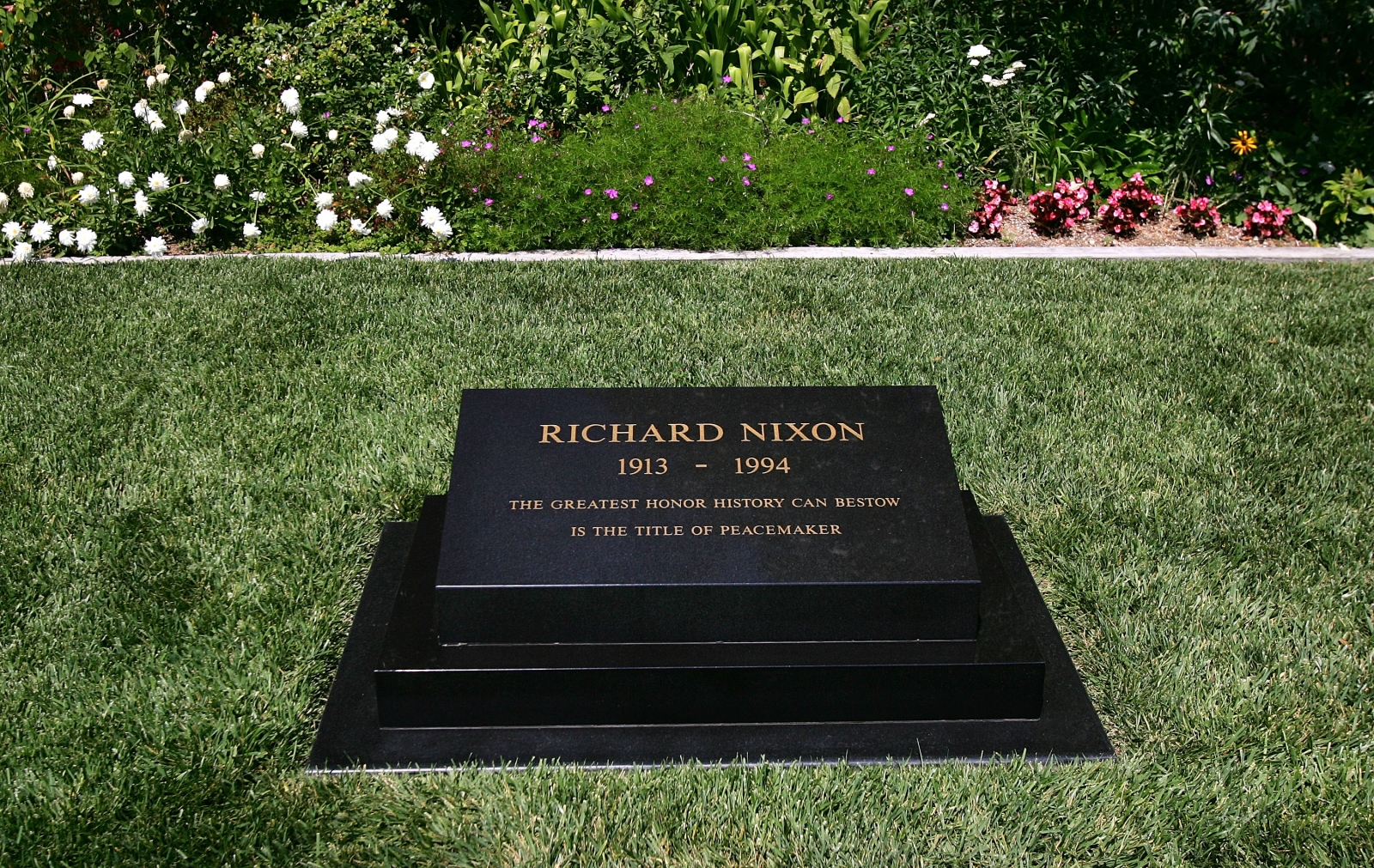Richard Nixons grave