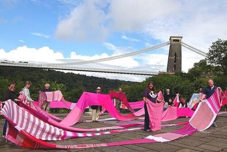 Bristol activists help create seven-mile long peace scarf