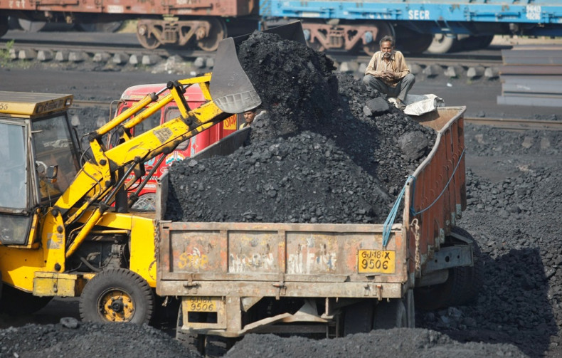 India's Supreme Court Scraps Most Coal Mine Permits Awarded Since 1993