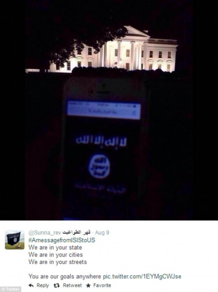Tweet showing a smartphone displaying the Isis flag on Pennsylvania Avenue, near the White House (Twitter)