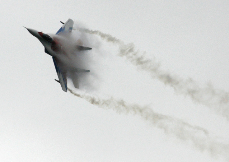 Ukraine rebels shoot down fighter jet