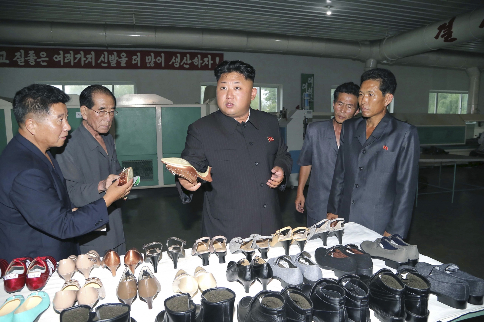 Kim Jong Un at the Wonsan Shoe Factory