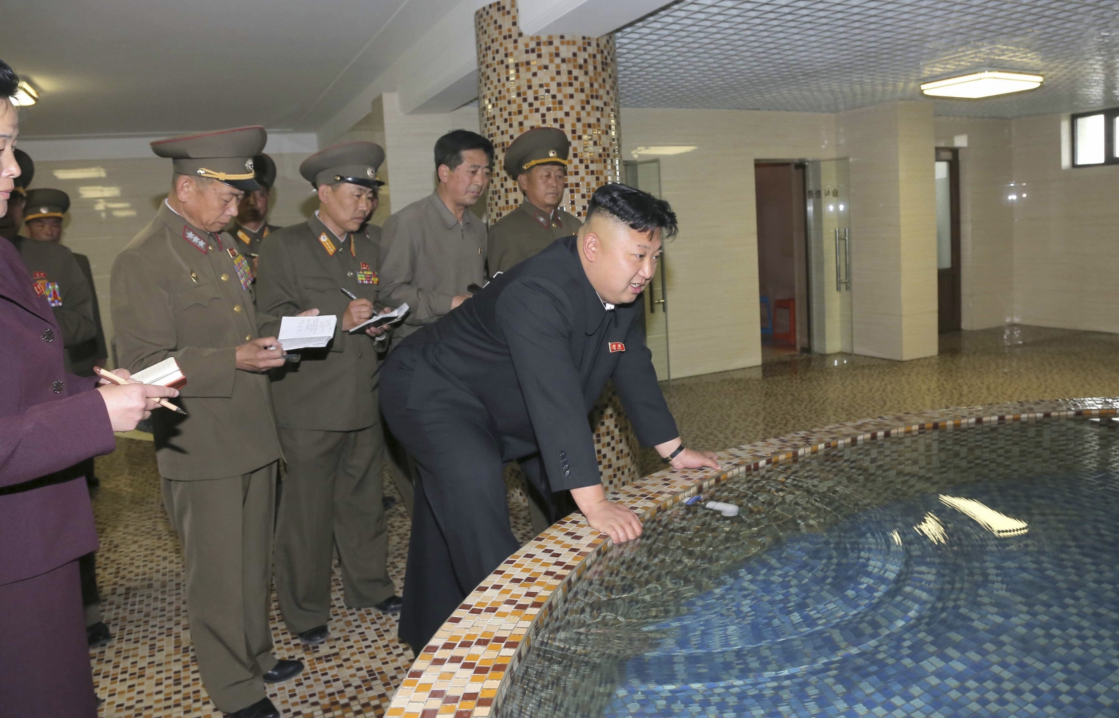 Kim Jong Un at the Pyongyang Textile Mill