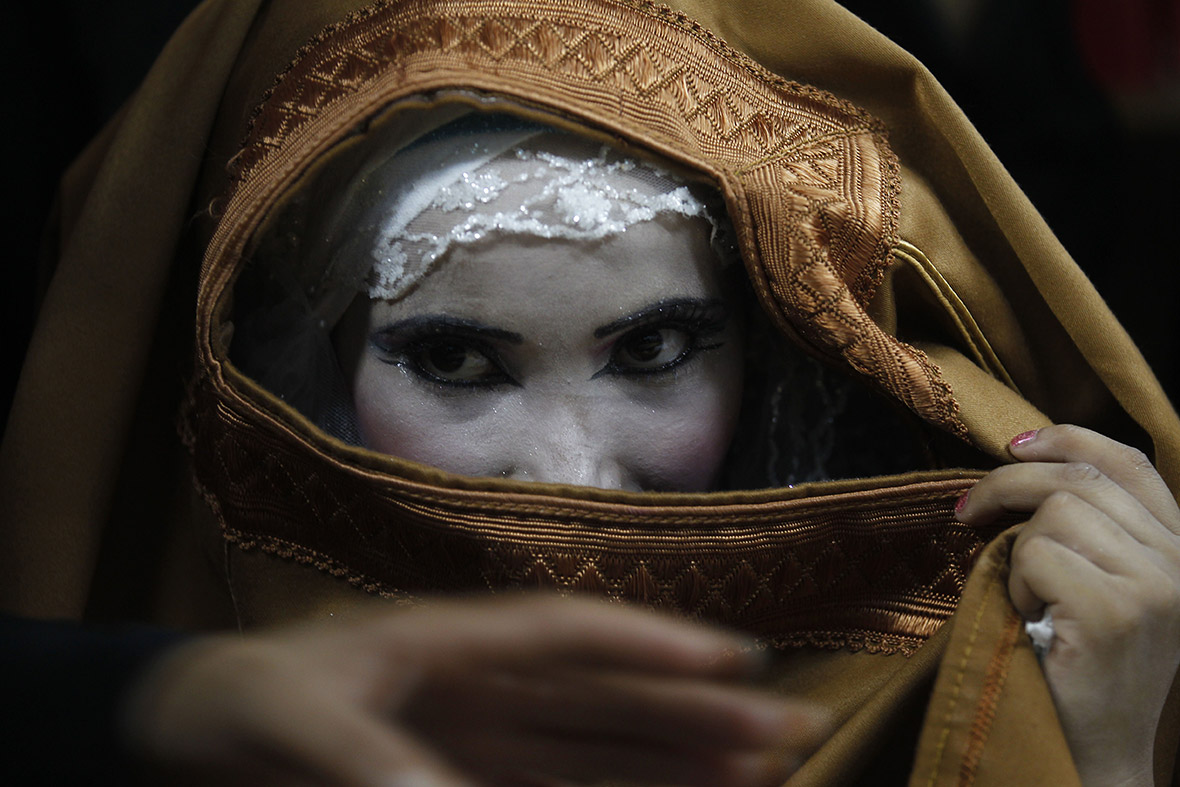 Rafah. Невеста в маске.