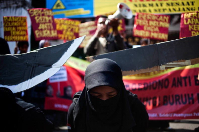 Protest Held In Indonesia Following Maid Beheading In Saudi Arabia