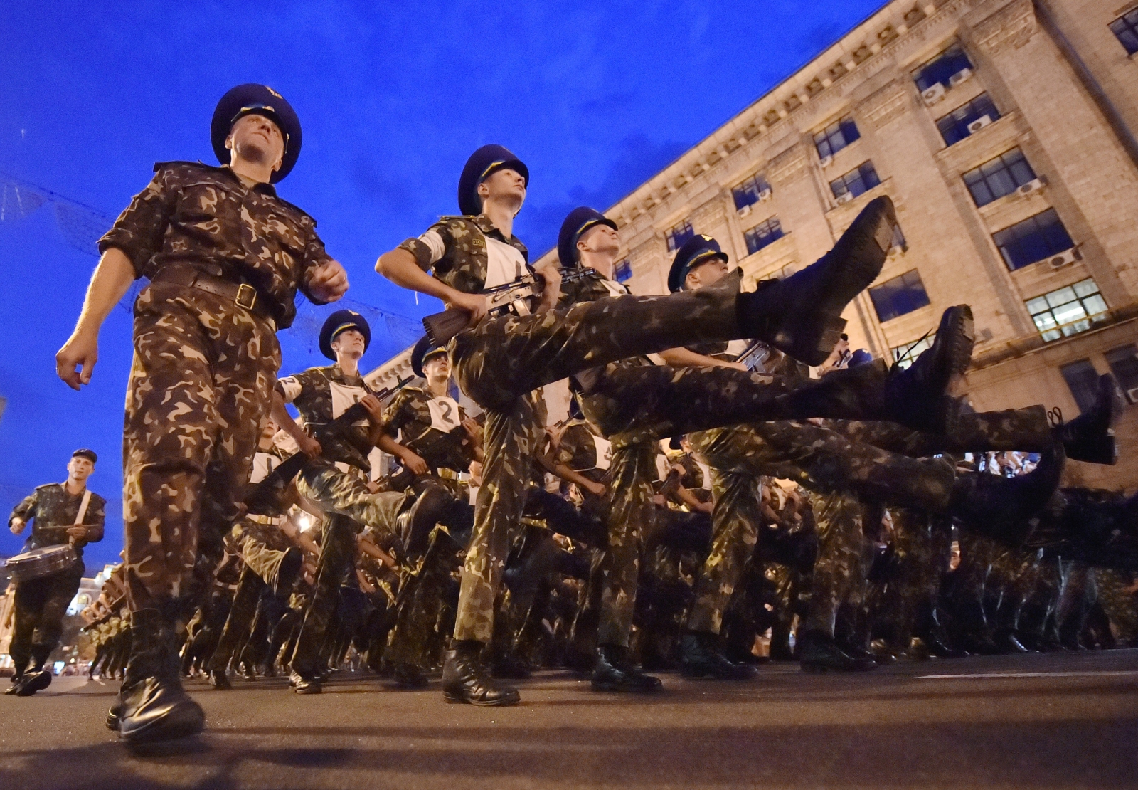 Ukraine Independence Day Parade goose steps