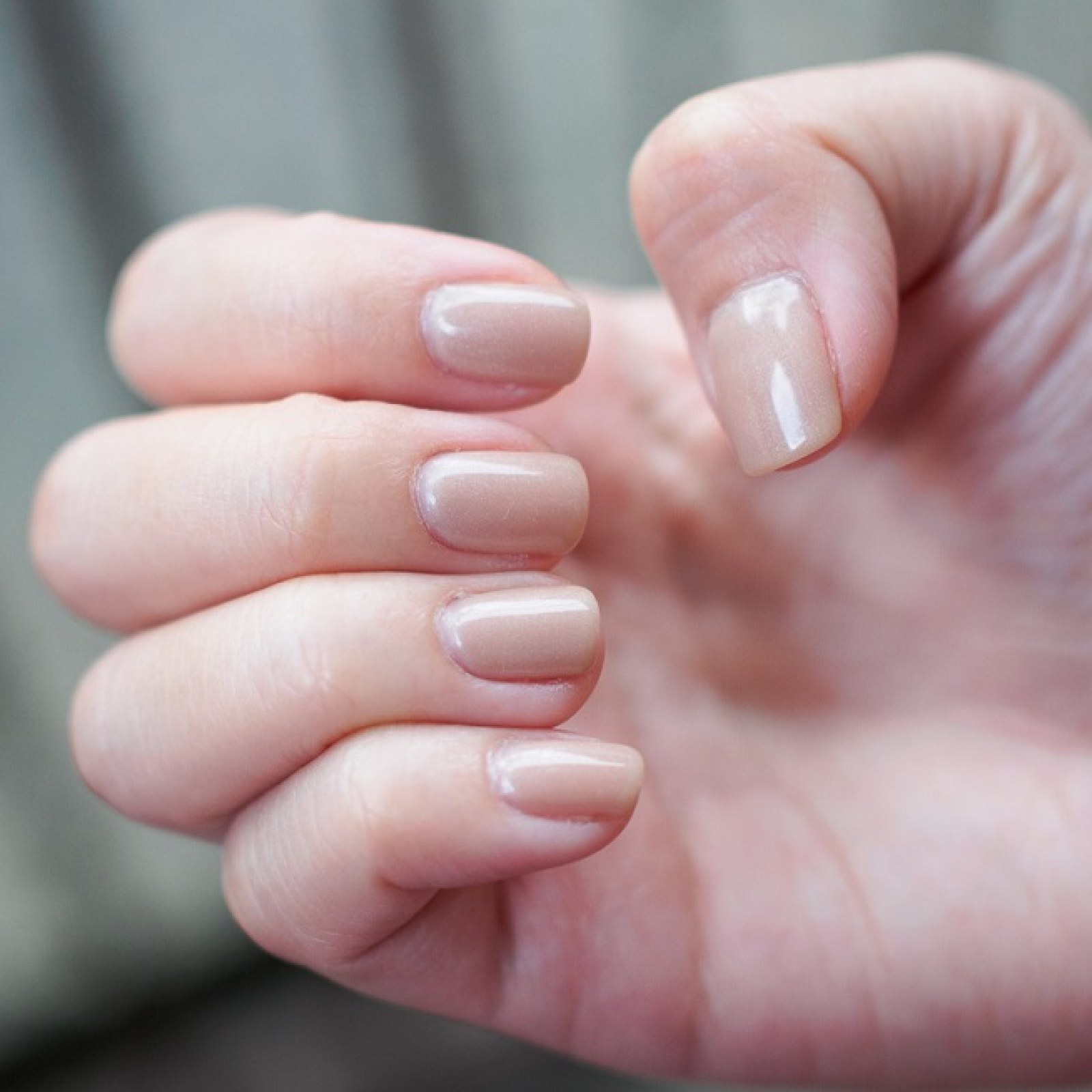 Anti-Date Rape 'Undercover' Nail Polish Changes Colour When Drinks are  Spiked with Rohypnol and GHB