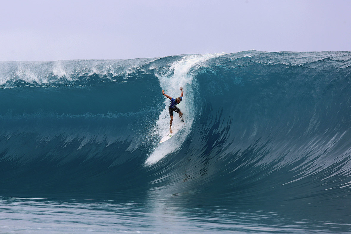 Billabong Pro Tahiti 2014 surfing