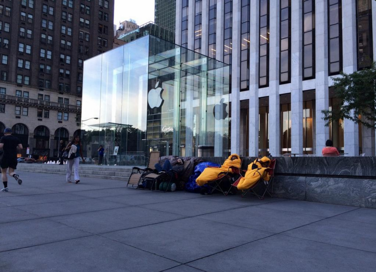 iPhone 6 Queue Begins 20 Days before phone goes on sale
