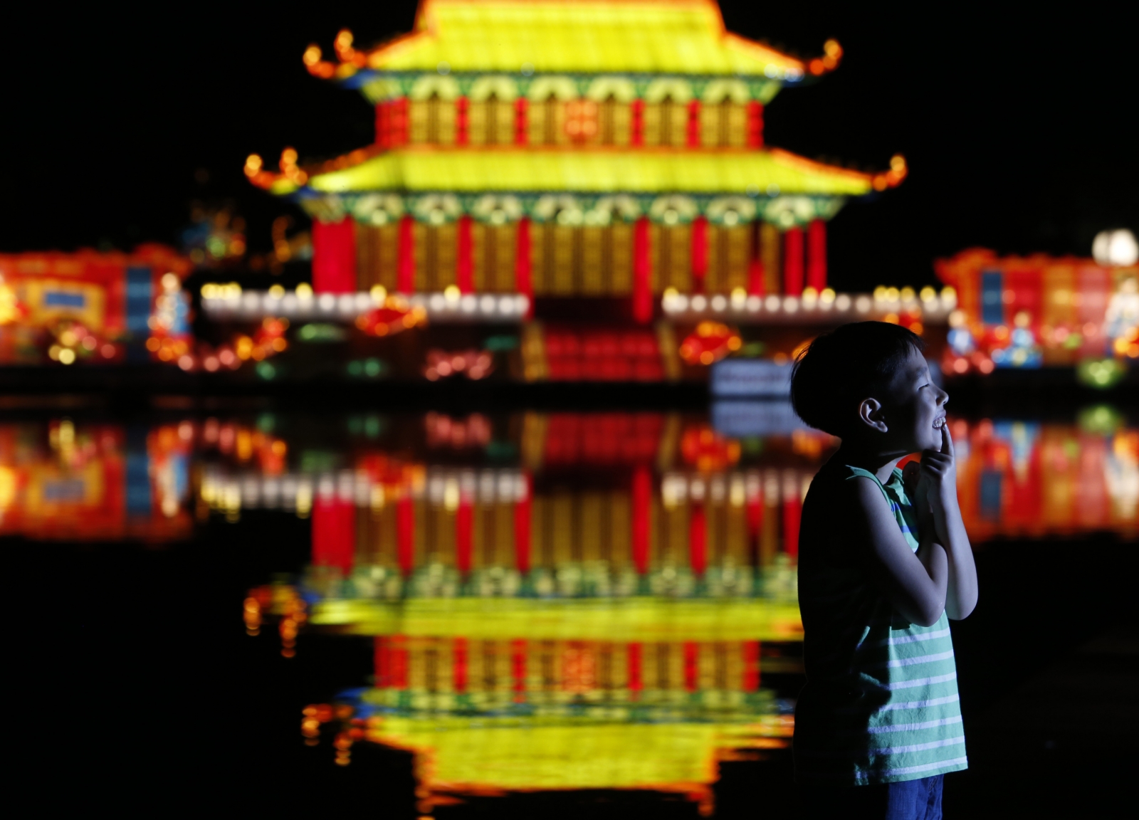 Mid-Autumn Festival 2015: China's Mooncake Holiday Celebrations In ...