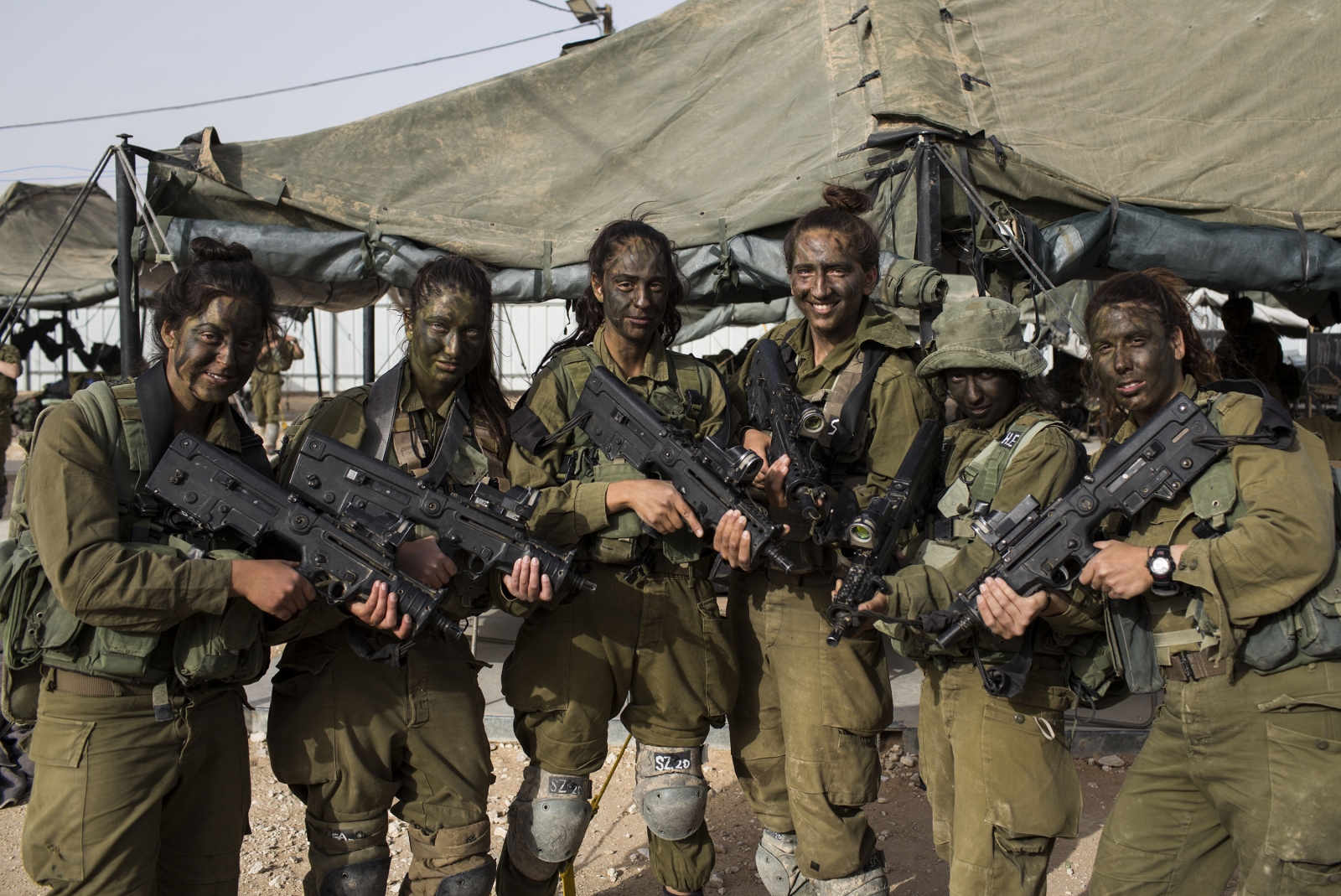 Israeli Female Soldiers 10